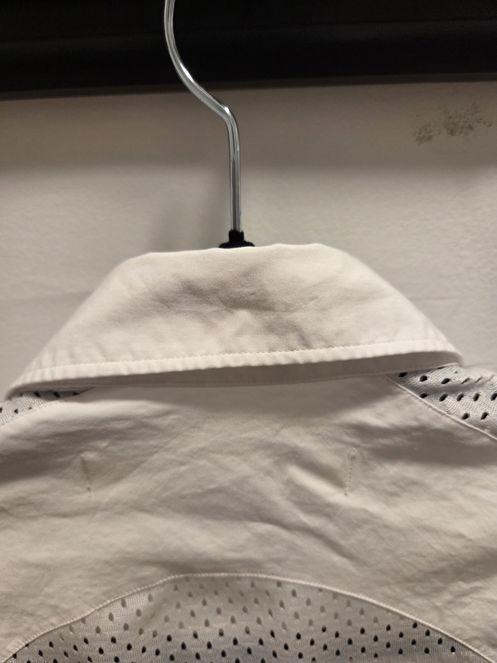 Junya Watanabe Comme des Garçons White Perforated Button-Up Shirt - Picture 4 of 7